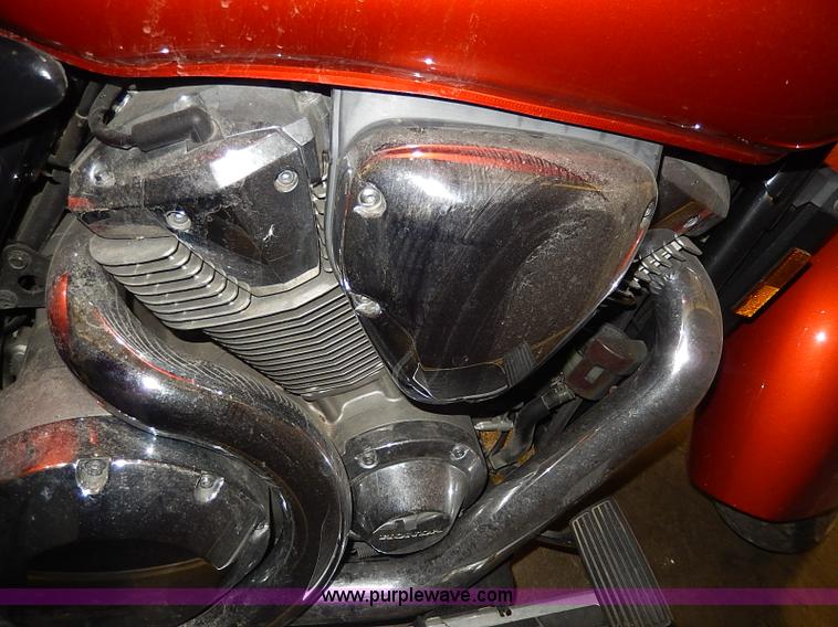 image for item AX9136 2003 Honda VTX1800 motorcycle