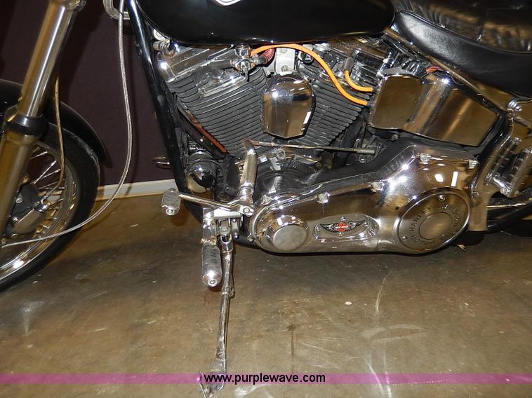 image for item AX9138 1990 Harley Davidson motorcycle