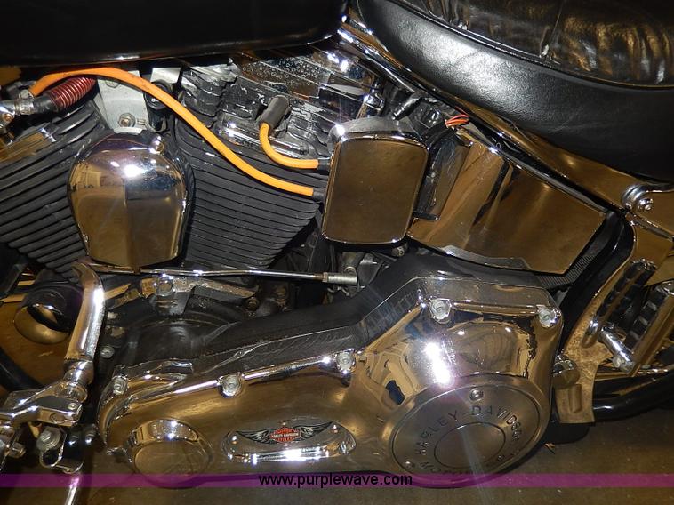 image for item AX9138 1990 Harley Davidson motorcycle