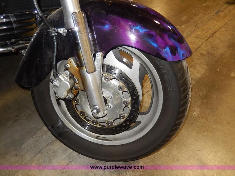 image for item AX9177 1999 Honda Valkyrie motorcycle