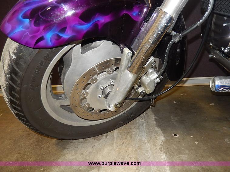 image for item AX9177 1999 Honda Valkyrie motorcycle