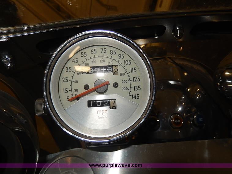 image for item AX9177 1999 Honda Valkyrie motorcycle