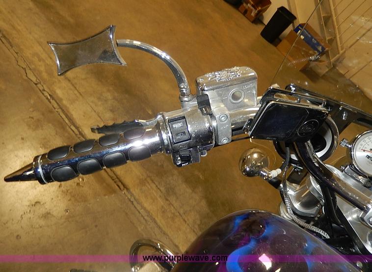 image for item AX9177 1999 Honda Valkyrie motorcycle