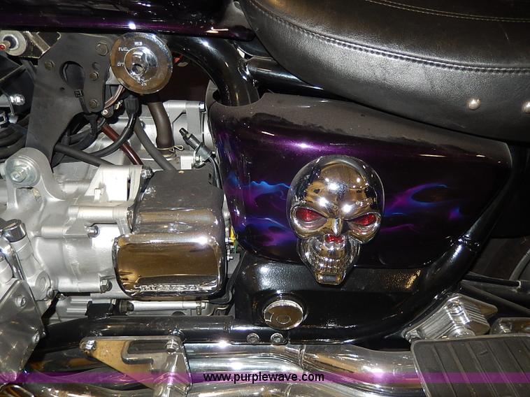 image for item AX9177 1999 Honda Valkyrie motorcycle