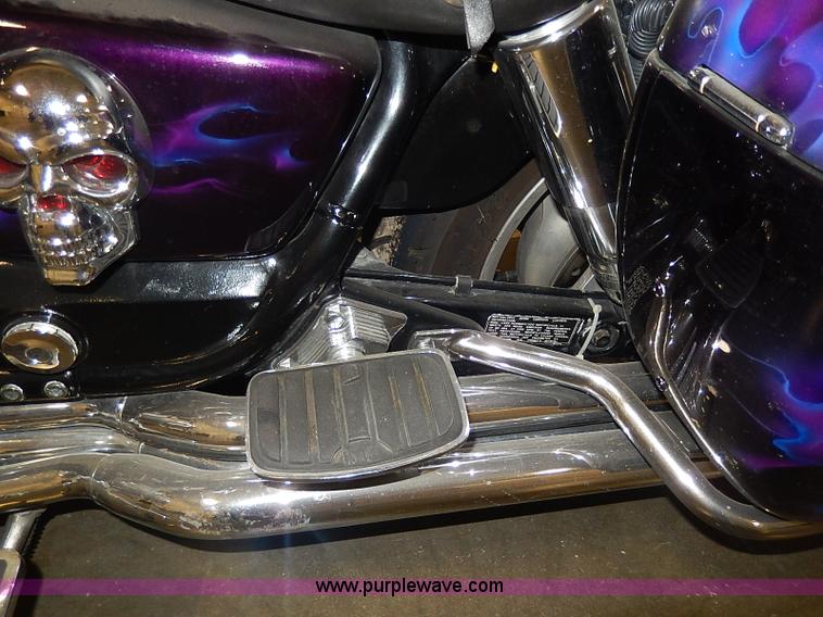 image for item AX9177 1999 Honda Valkyrie motorcycle