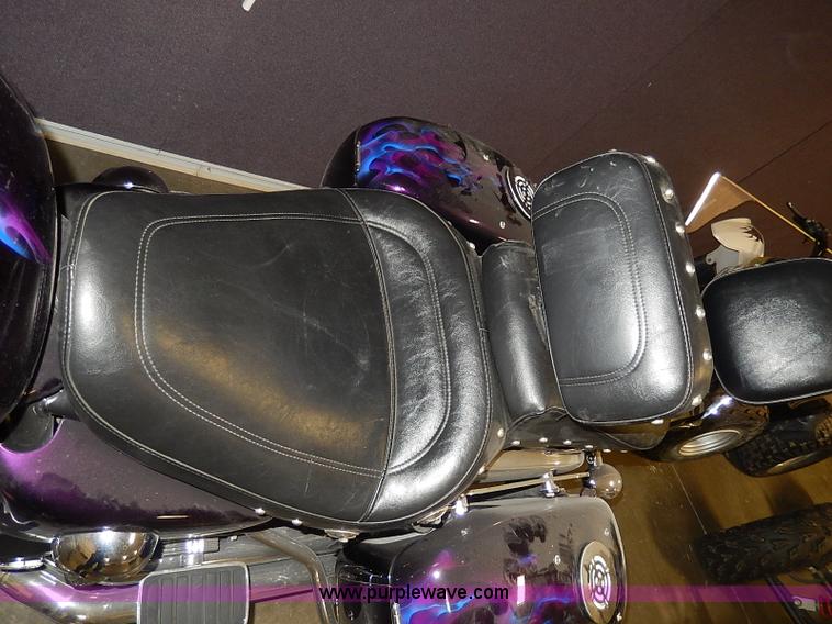 image for item AX9177 1999 Honda Valkyrie motorcycle