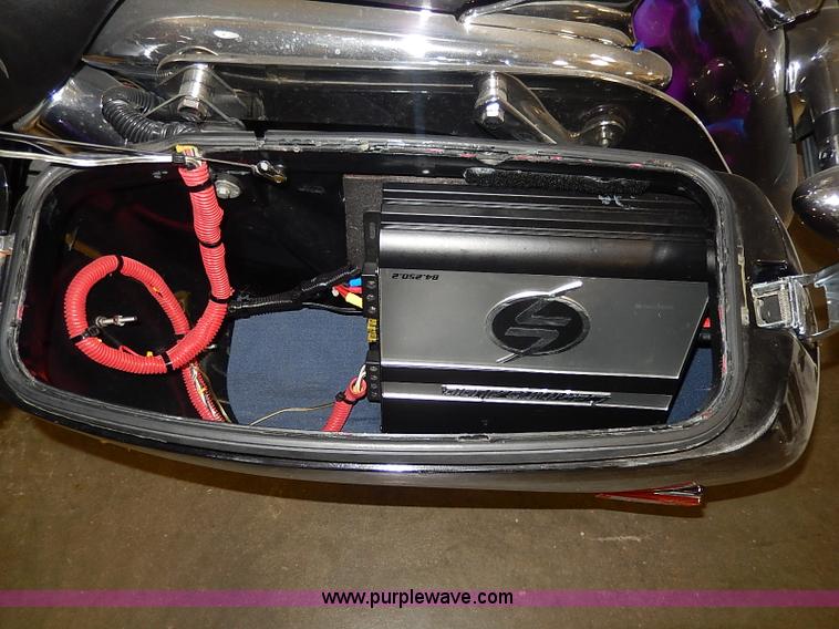 image for item AX9177 1999 Honda Valkyrie motorcycle