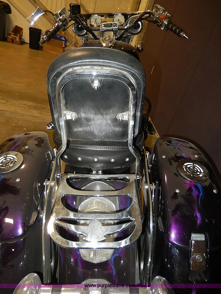 image for item AX9177 1999 Honda Valkyrie motorcycle