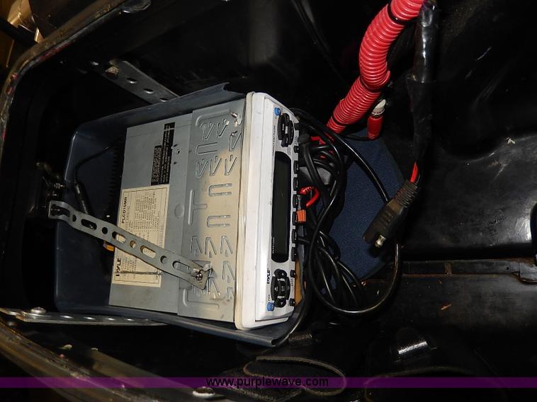 image for item AX9177 1999 Honda Valkyrie motorcycle