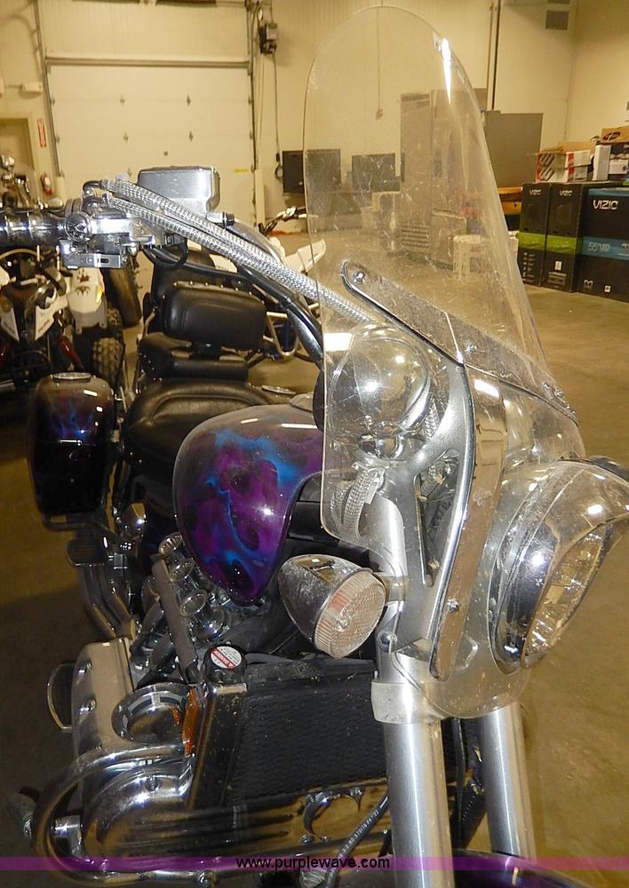 image for item AX9177 1999 Honda Valkyrie motorcycle