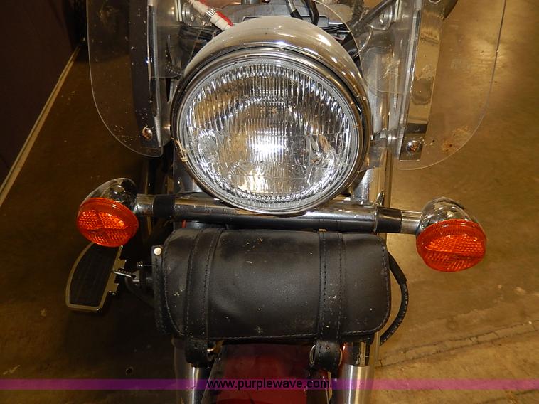 image for item AX9178 2002 Honda Shadow motorcycle