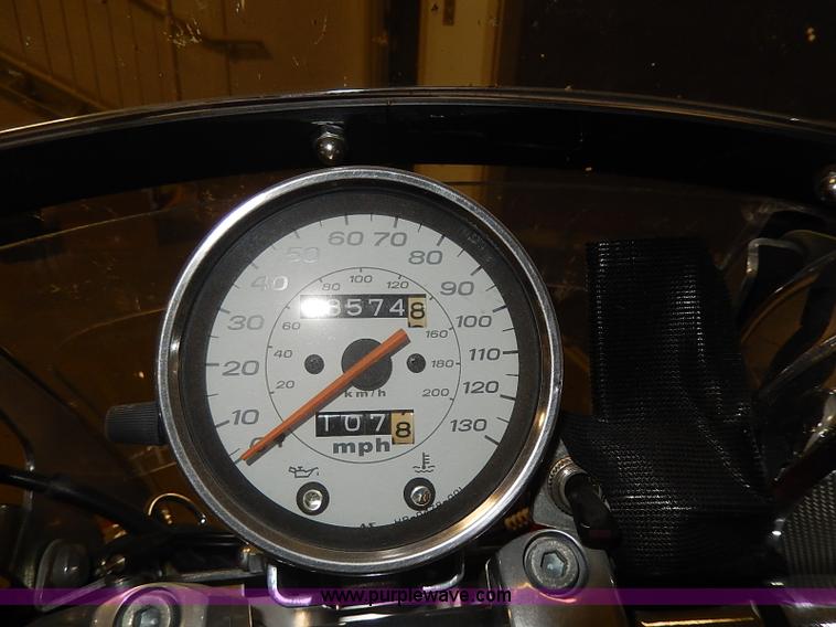 image for item AX9178 2002 Honda Shadow motorcycle