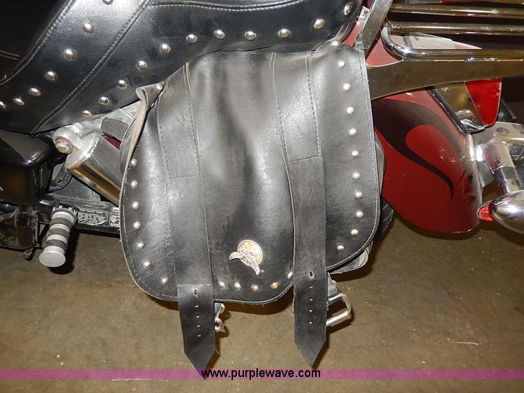 image for item AX9178 2002 Honda Shadow motorcycle