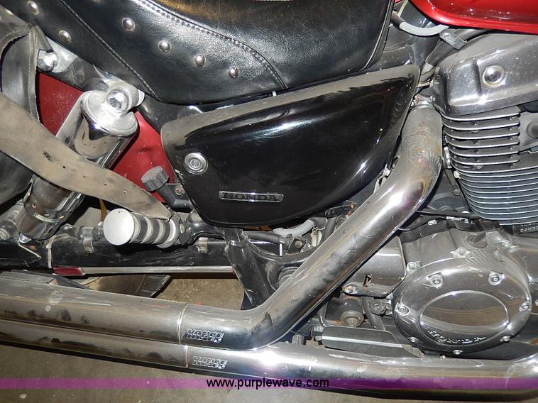 image for item AX9178 2002 Honda Shadow motorcycle