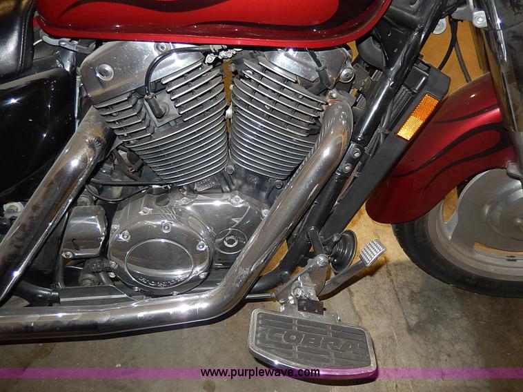 image for item AX9178 2002 Honda Shadow motorcycle