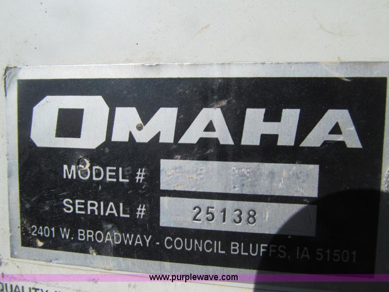 image for item E4675 2000 Ford F350 Super Duty XL Crew Cab utility truck