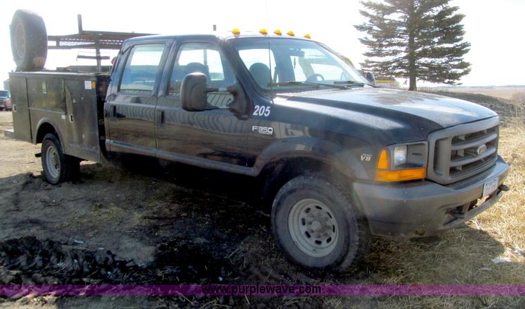 image for item E4675 2000 Ford F350 Super Duty XL Crew Cab utility truck