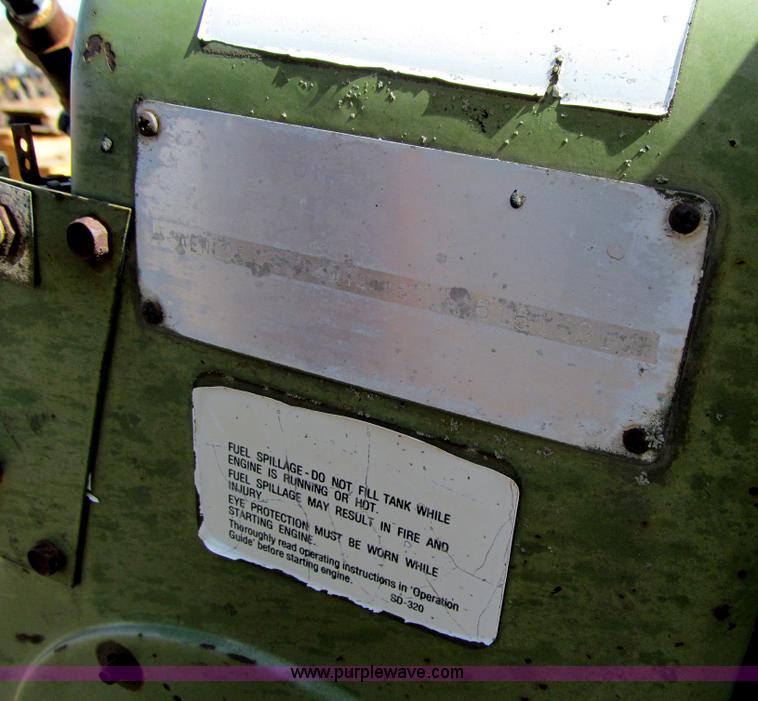 image for item E4682 Bidwell 24 tar pot