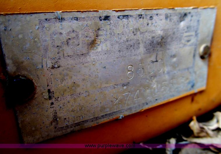 image for item E4683 1983 Case 850C track loader