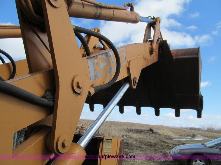 image for item E4683 1983 Case 850C track loader