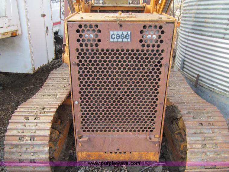 image for item E4683 1983 Case 850C track loader