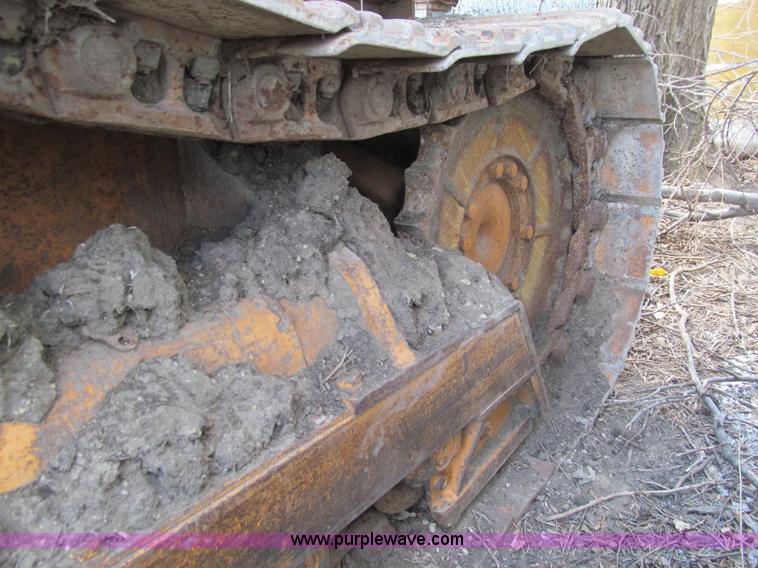 image for item E4683 1983 Case 850C track loader