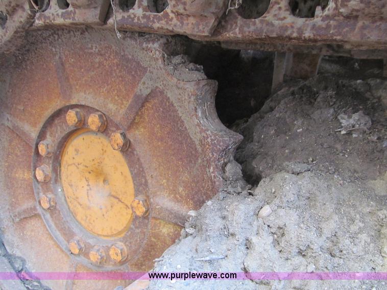 image for item E4683 1983 Case 850C track loader