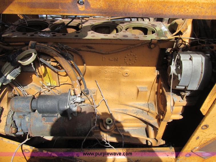 image for item E4683 1983 Case 850C track loader