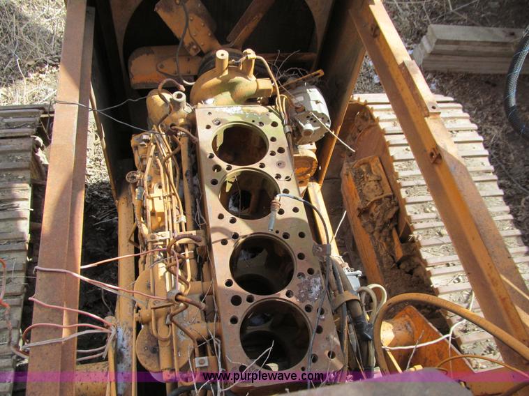 image for item E4683 1983 Case 850C track loader