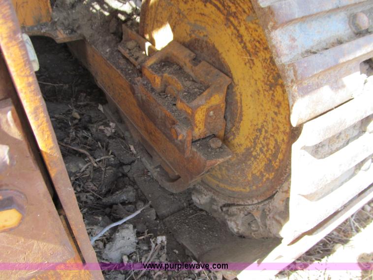 image for item E4683 1983 Case 850C track loader