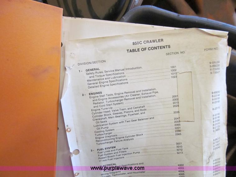 image for item E4683 1983 Case 850C track loader