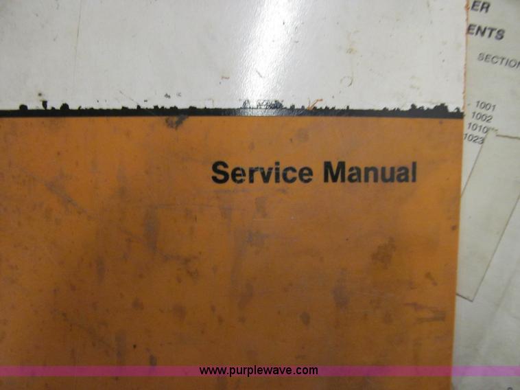 image for item E4683 1983 Case 850C track loader