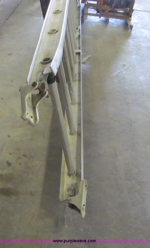 image for item E4690 Assroted tools