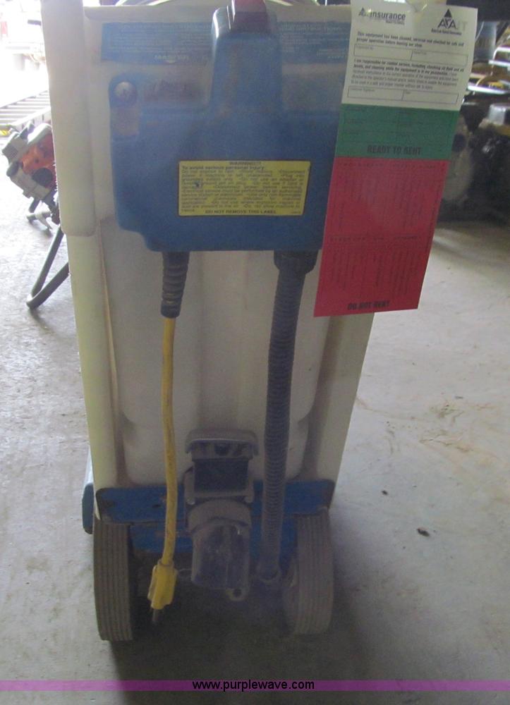 image for item E4690 Assroted tools