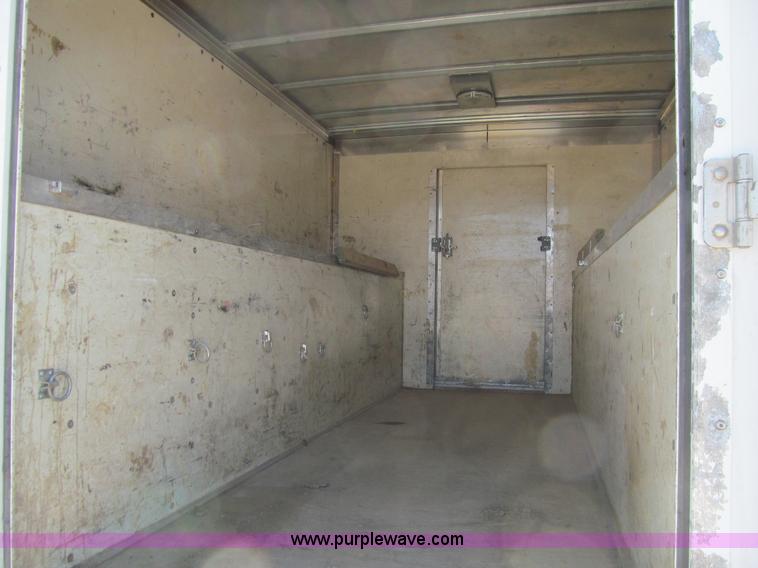 image for item E4697 2004 Chevrolet Express G3500 van