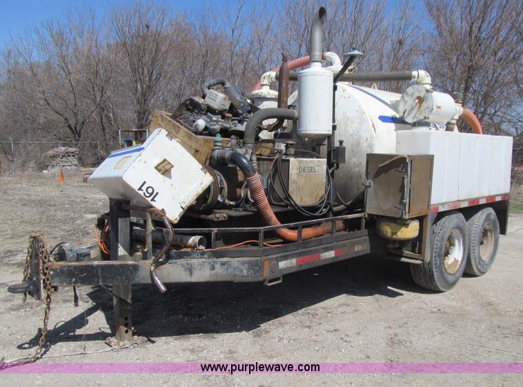 image for item E4698 Vacstar 800DT portable vacuum machine