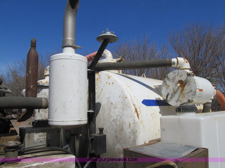 image for item E4698 Vacstar 800DT portable vacuum machine