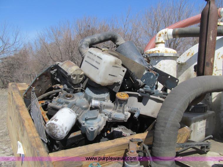 image for item E4698 Vacstar 800DT portable vacuum machine