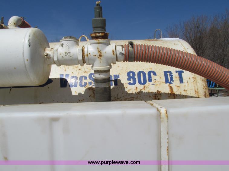 image for item E4698 Vacstar 800DT portable vacuum machine