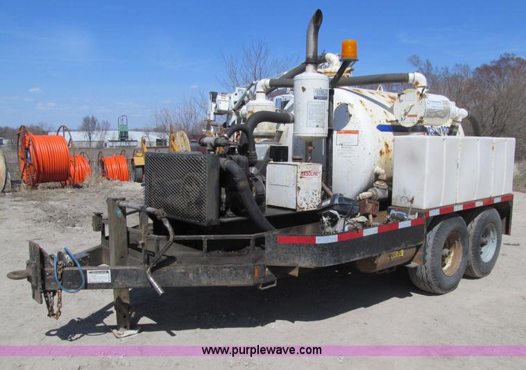 image for item E4699 Vacstar 800GT portable vacuum machine