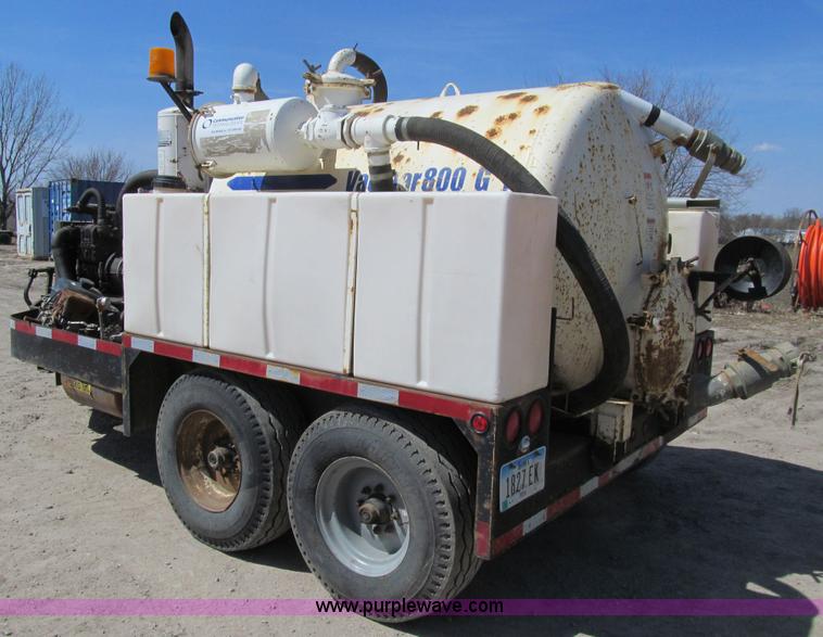 image for item E4699 Vacstar 800GT portable vacuum machine