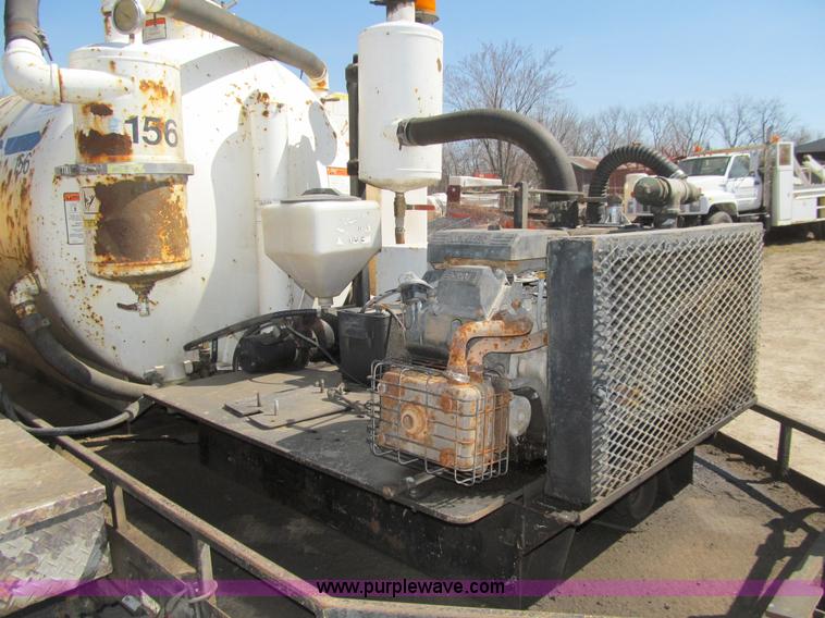 image for item E4699 Vacstar 800GT portable vacuum machine