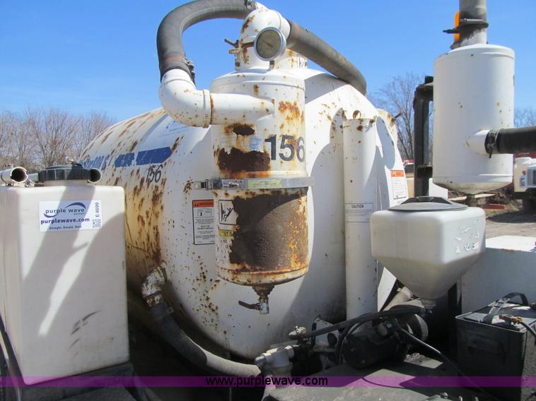 image for item E4699 Vacstar 800GT portable vacuum machine