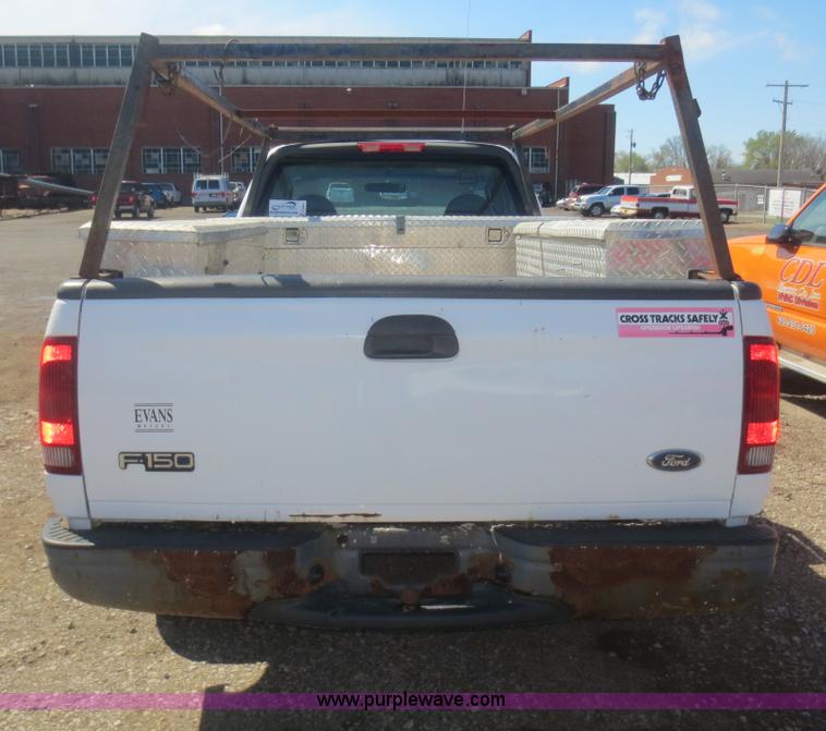 image for item F6855 2002 Ford F150 XL pickup truck