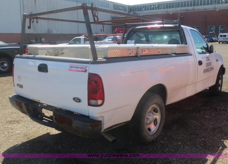 image for item F6855 2002 Ford F150 XL pickup truck