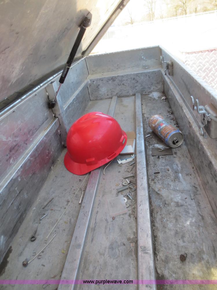 image for item F6857 1997 Dodge Dakota SLT pickup truck