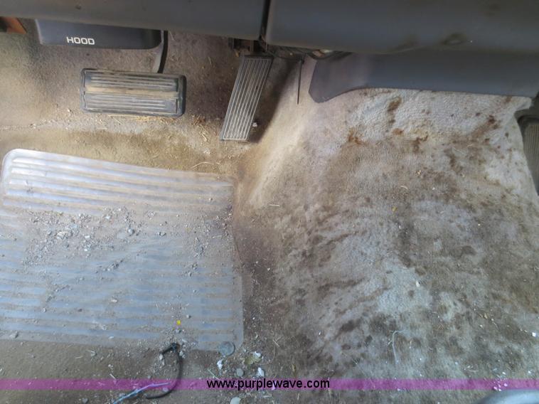 image for item F6857 1997 Dodge Dakota SLT pickup truck