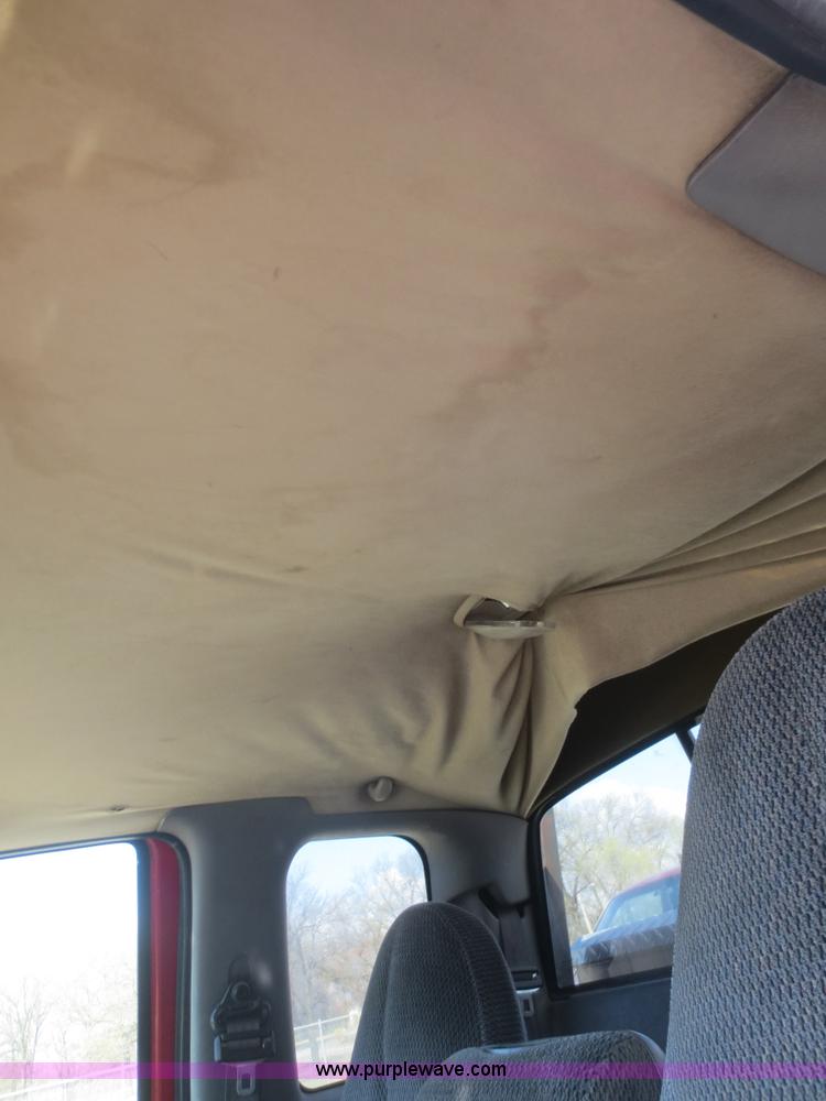 image for item F6857 1997 Dodge Dakota SLT pickup truck