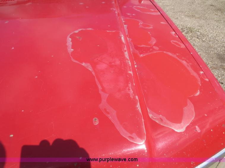 image for item F6858 1993 Dodge Dakota Club Cab pickup truck