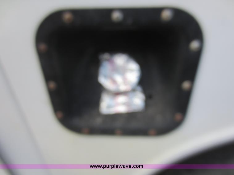 image for item F6859 1992 Ford F250 pickup truck